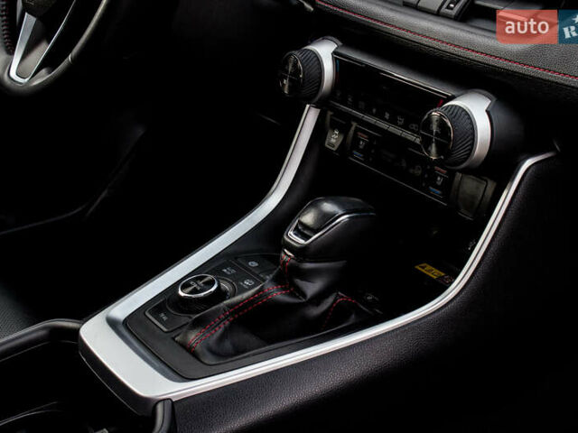 Сірий Тойота РАВ 4, об'ємом двигуна 2.49 л та пробігом 83 тис. км за 46000 $, фото 49 на Automoto.ua