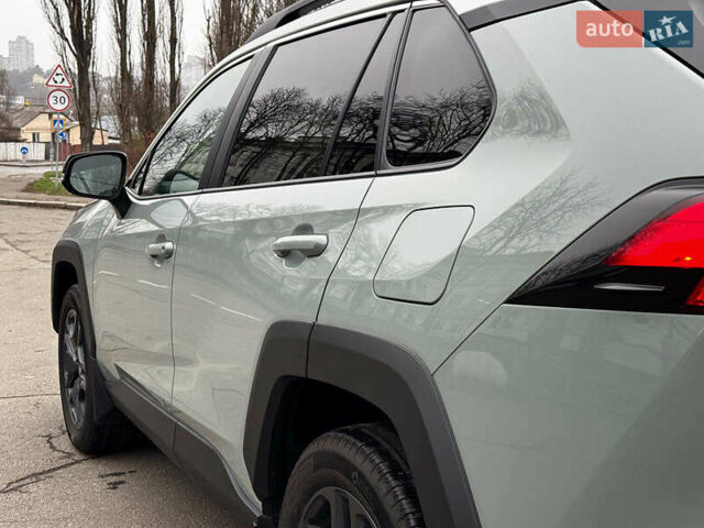 Серый Тойота РАВ 4, объемом двигателя 2.5 л и пробегом 19 тыс. км за 45490 $, фото 22 на Automoto.ua