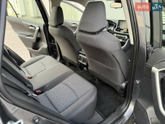 Серый Тойота РАВ 4, объемом двигателя 1.99 л и пробегом 26 тыс. км за 30500 $, фото 26 на Automoto.ua