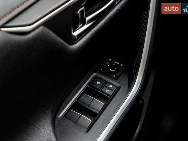 Сірий Тойота РАВ 4, об'ємом двигуна 2.49 л та пробігом 83 тис. км за 46000 $, фото 58 на Automoto.ua