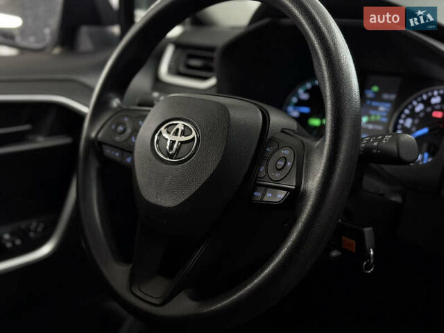 Сірий Тойота РАВ 4, об'ємом двигуна 2.49 л та пробігом 56 тис. км за 31499 $, фото 16 на Automoto.ua