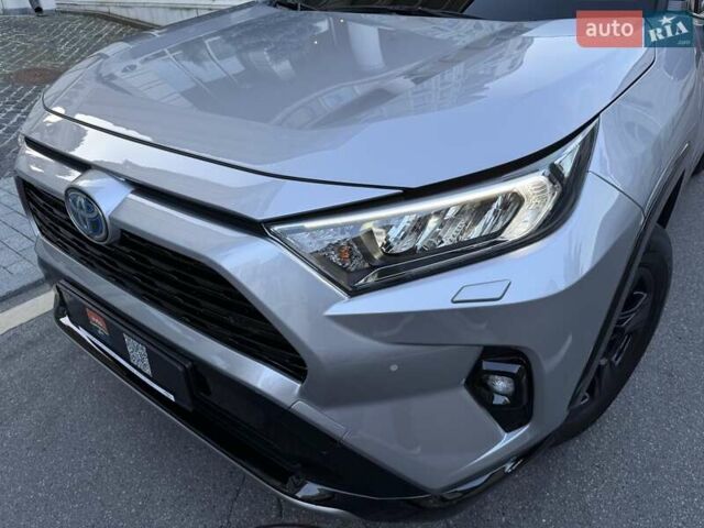 Сірий Тойота РАВ 4, об'ємом двигуна 2.5 л та пробігом 19 тис. км за 39900 $, фото 11 на Automoto.ua