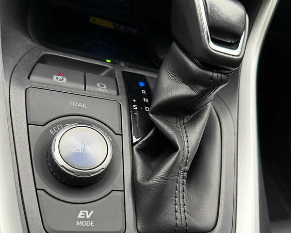 Серый Тойота РАВ 4, объемом двигателя 2.49 л и пробегом 83 тыс. км за 38700 $, фото 17 на Automoto.ua