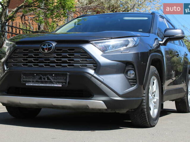 Сірий Тойота РАВ 4, об'ємом двигуна 2 л та пробігом 63 тис. км за 33500 $, фото 1 на Automoto.ua