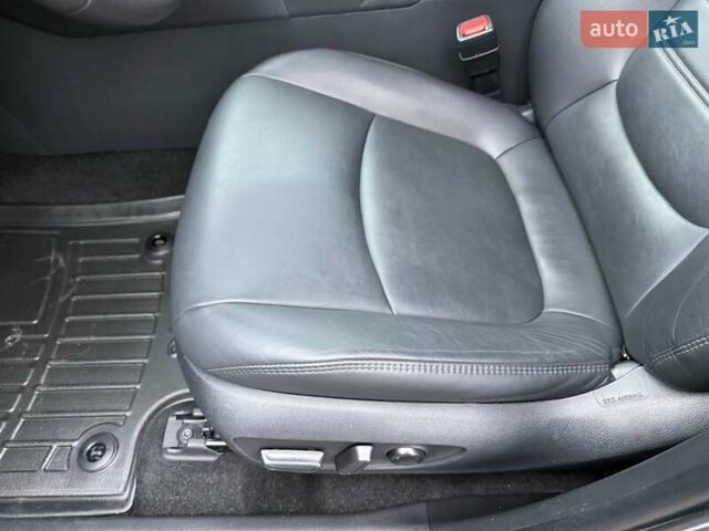 Серый Тойота РАВ 4, объемом двигателя 2.5 л и пробегом 51 тыс. км за 34900 $, фото 36 на Automoto.ua
