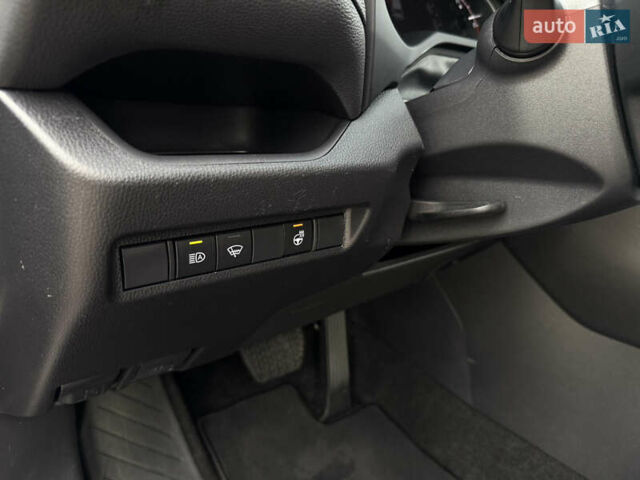 Серый Тойота РАВ 4, объемом двигателя 1.99 л и пробегом 26 тыс. км за 30500 $, фото 21 на Automoto.ua