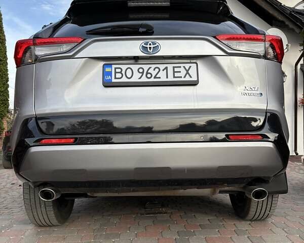 Серый Тойота РАВ 4, объемом двигателя 2.49 л и пробегом 47 тыс. км за 39200 $, фото 2 на Automoto.ua