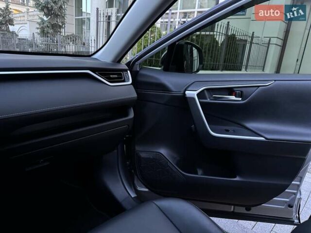 Сірий Тойота РАВ 4, об'ємом двигуна 2.5 л та пробігом 19 тис. км за 39900 $, фото 39 на Automoto.ua