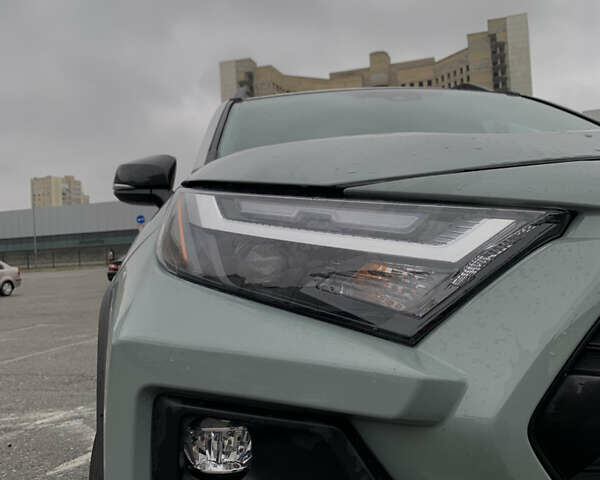 Сірий Тойота РАВ 4, об'ємом двигуна 2.49 л та пробігом 17 тис. км за 43700 $, фото 11 на Automoto.ua