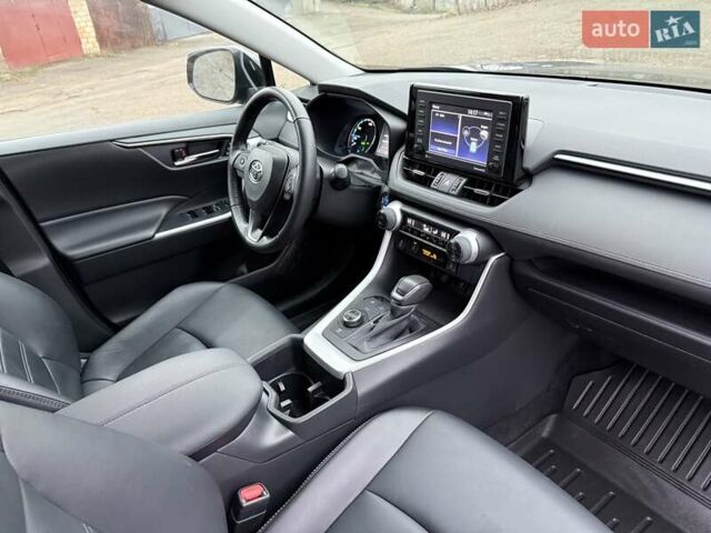 Серый Тойота РАВ 4, объемом двигателя 2.5 л и пробегом 51 тыс. км за 34900 $, фото 30 на Automoto.ua