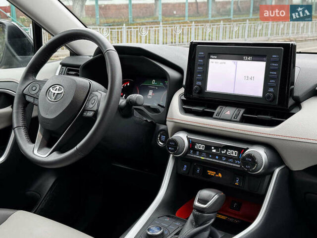 Серый Тойота РАВ 4, объемом двигателя 2.5 л и пробегом 19 тыс. км за 45490 $, фото 55 на Automoto.ua