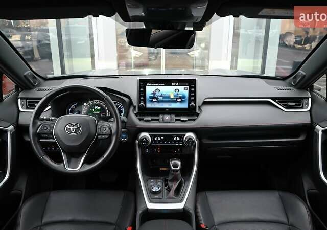 Сірий Тойота РАВ 4, об'ємом двигуна 2.49 л та пробігом 125 тис. км за 43407 $, фото 7 на Automoto.ua