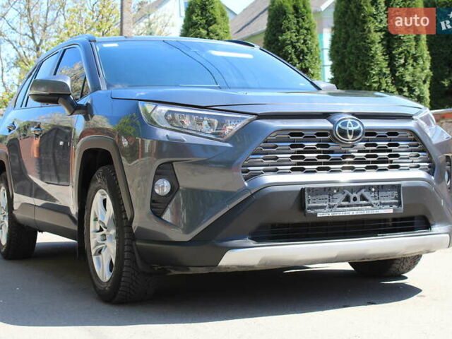 Сірий Тойота РАВ 4, об'ємом двигуна 2 л та пробігом 63 тис. км за 33500 $, фото 3 на Automoto.ua