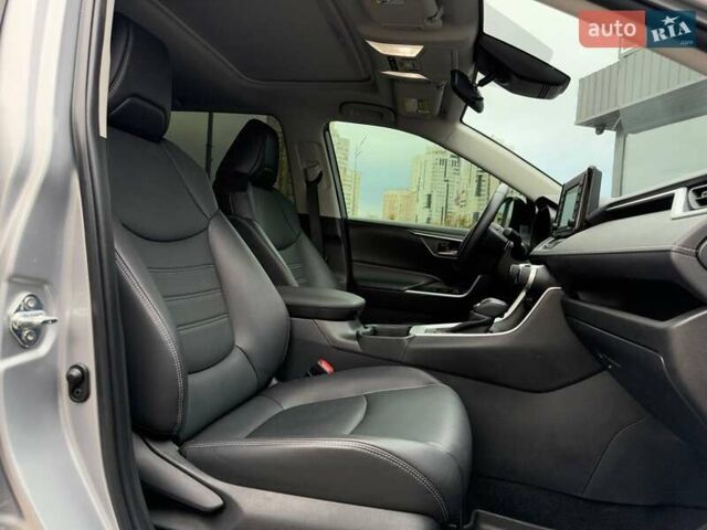 Серый Тойота РАВ 4, объемом двигателя 2.49 л и пробегом 53 тыс. км за 35990 $, фото 11 на Automoto.ua