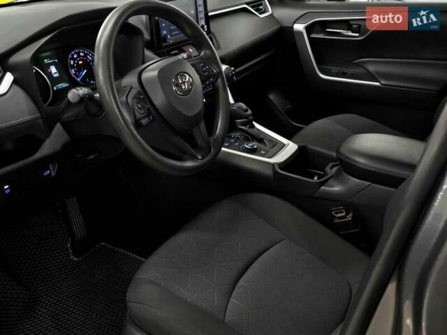 Серый Тойота РАВ 4, объемом двигателя 2.49 л и пробегом 56 тыс. км за 33999 $, фото 10 на Automoto.ua