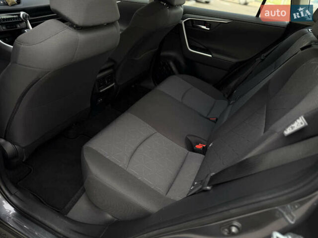 Серый Тойота РАВ 4, объемом двигателя 1.99 л и пробегом 26 тыс. км за 30500 $, фото 24 на Automoto.ua