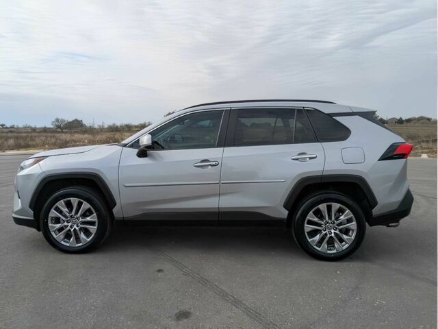 Серый Тойота РАВ 4, объемом двигателя 2.5 л и пробегом 30 тыс. км за 19400 $, фото 2 на Automoto.ua