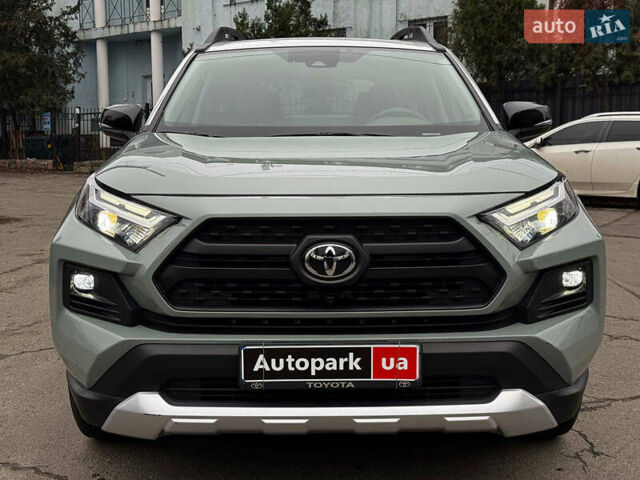Серый Тойота РАВ 4, объемом двигателя 2.5 л и пробегом 19 тыс. км за 45490 $, фото 4 на Automoto.ua