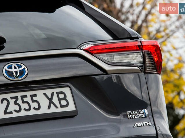 Сірий Тойота РАВ 4, об'ємом двигуна 2.49 л та пробігом 83 тис. км за 46000 $, фото 25 на Automoto.ua