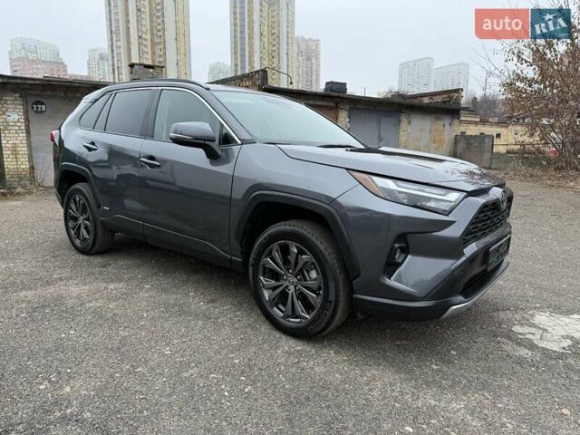 Сірий Тойота РАВ 4, об'ємом двигуна 2.5 л та пробігом 51 тис. км за 34900 $, фото 4 на Automoto.ua