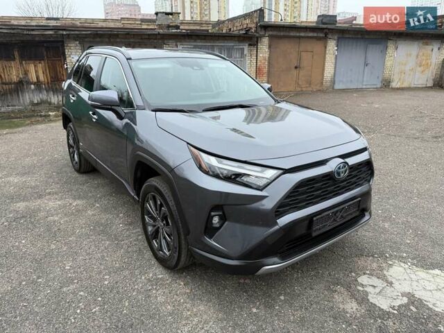 Серый Тойота РАВ 4, объемом двигателя 2.5 л и пробегом 51 тыс. км за 34900 $, фото 1 на Automoto.ua