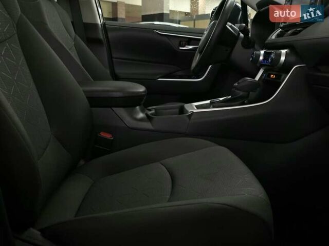 Серый Тойота РАВ 4, объемом двигателя 2.49 л и пробегом 56 тыс. км за 33999 $, фото 16 на Automoto.ua