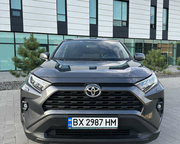 Серый Тойота РАВ 4, объемом двигателя 1.99 л и пробегом 36 тыс. км за 32000 $, фото 1 на Automoto.ua
