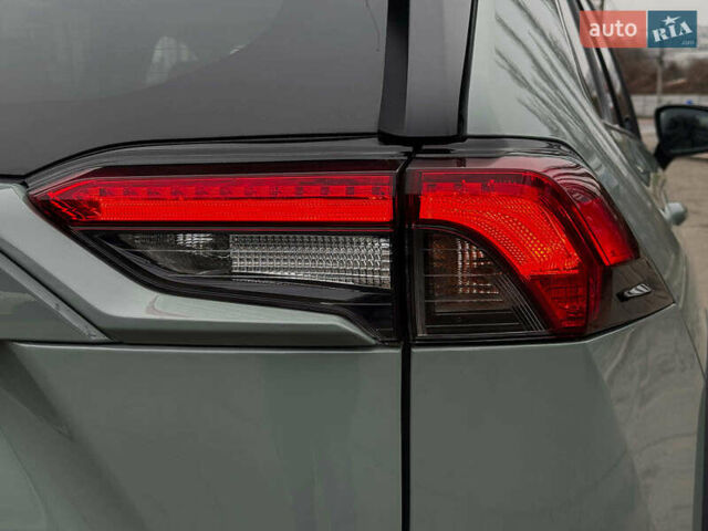 Серый Тойота РАВ 4, объемом двигателя 2.5 л и пробегом 19 тыс. км за 45490 $, фото 16 на Automoto.ua