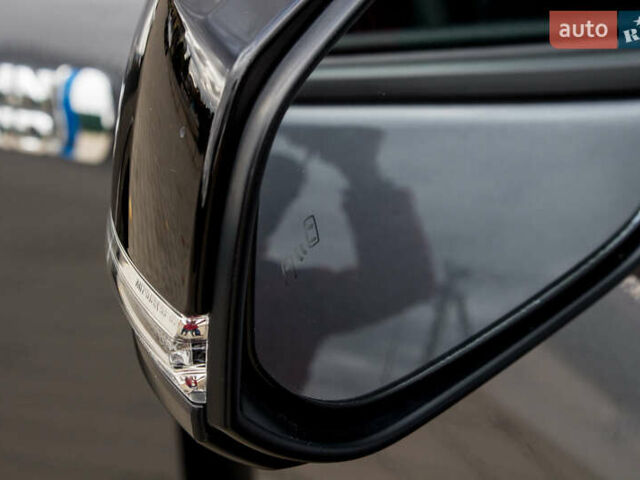 Сірий Тойота РАВ 4, об'ємом двигуна 2.49 л та пробігом 83 тис. км за 46000 $, фото 14 на Automoto.ua