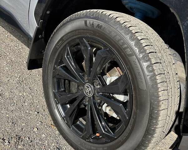 Серый Тойота РАВ 4, объемом двигателя 2.49 л и пробегом 47 тыс. км за 39200 $, фото 27 на Automoto.ua