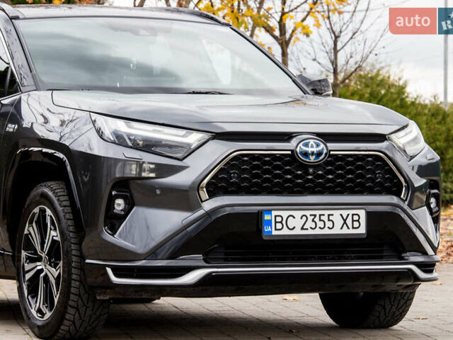 Сірий Тойота РАВ 4, об'ємом двигуна 2.49 л та пробігом 83 тис. км за 46000 $, фото 3 на Automoto.ua