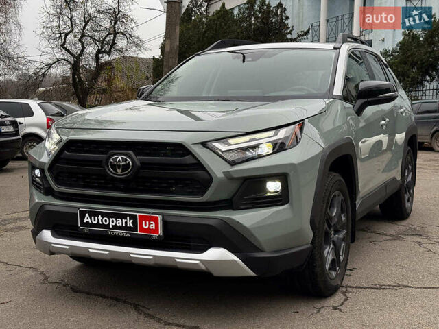 Серый Тойота РАВ 4, объемом двигателя 2.5 л и пробегом 19 тыс. км за 45490 $, фото 3 на Automoto.ua