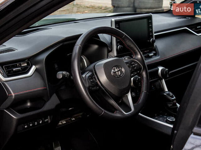 Сірий Тойота РАВ 4, об'ємом двигуна 2.49 л та пробігом 83 тис. км за 46000 $, фото 63 на Automoto.ua