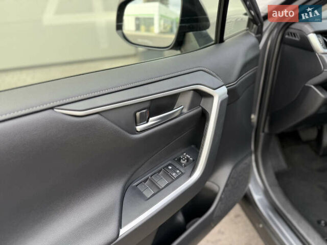 Серый Тойота РАВ 4, объемом двигателя 1.99 л и пробегом 26 тыс. км за 30500 $, фото 20 на Automoto.ua