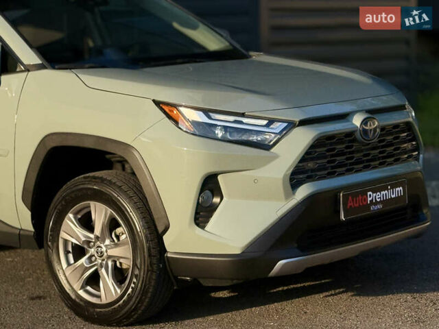 Сірий Тойота РАВ 4, об'ємом двигуна 2.5 л та пробігом 25 тис. км за 33000 $, фото 9 на Automoto.ua