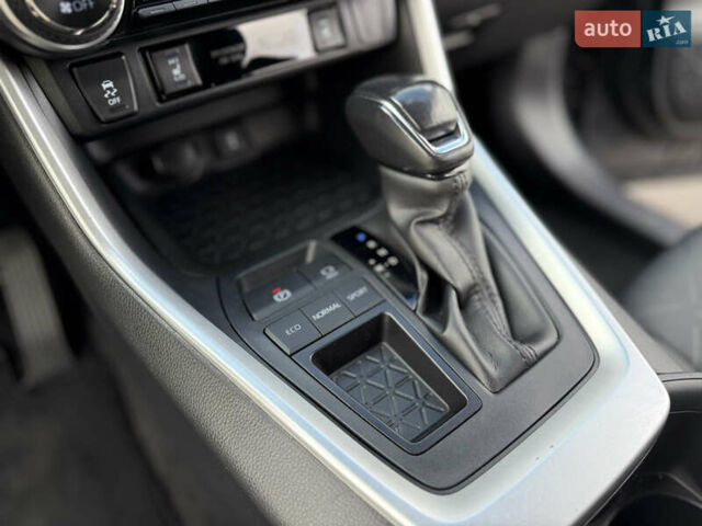 Серый Тойота РАВ 4, объемом двигателя 1.99 л и пробегом 26 тыс. км за 30500 $, фото 28 на Automoto.ua