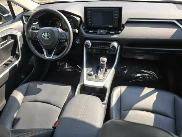 Серый Тойота РАВ 4, объемом двигателя 2.5 л и пробегом 12 тыс. км за 18000 $, фото 6 на Automoto.ua