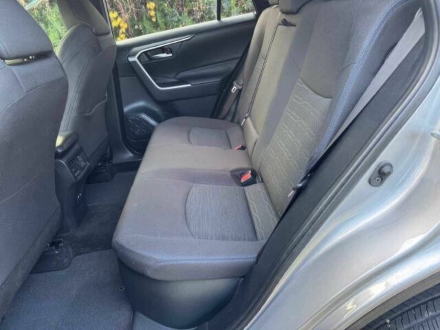 Серый Тойота РАВ 4, объемом двигателя 2.5 л и пробегом 17 тыс. км за 18600 $, фото 9 на Automoto.ua