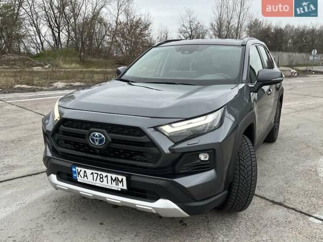 Сірий Тойота РАВ 4, об'ємом двигуна 2.49 л та пробігом 53 тис. км за 46400 $, фото 9 на Automoto.ua