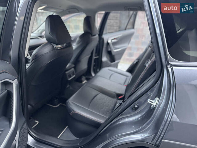 Серый Тойота РАВ 4, объемом двигателя 2.49 л и пробегом 34 тыс. км за 43900 $, фото 23 на Automoto.ua