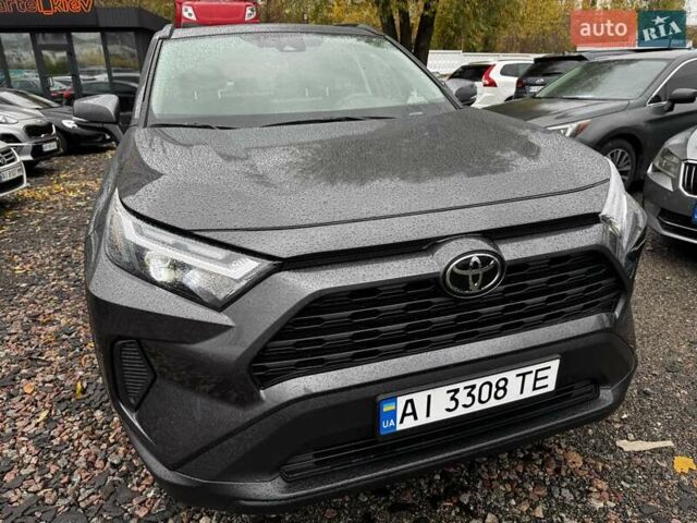 Серый Тойота РАВ 4, объемом двигателя 2.49 л и пробегом 17 тыс. км за 33900 $, фото 5 на Automoto.ua