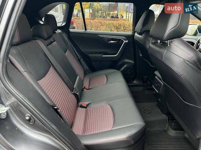 Серый Тойота РАВ 4, объемом двигателя 2.49 л и пробегом 55 тыс. км за 48990 $, фото 10 на Automoto.ua