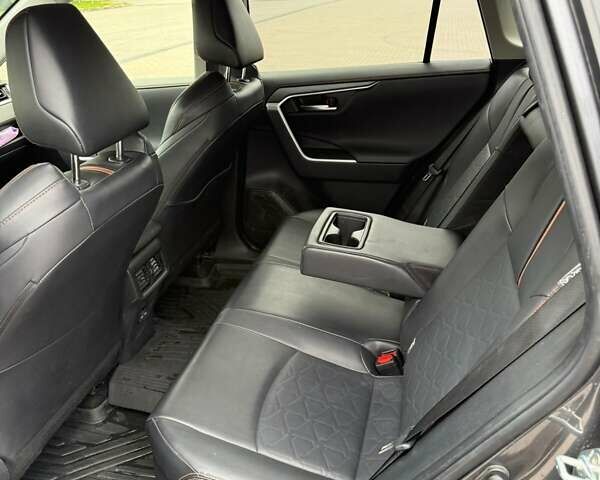 Сірий Тойота РАВ 4, об'ємом двигуна 2.49 л та пробігом 48 тис. км за 45000 $, фото 19 на Automoto.ua