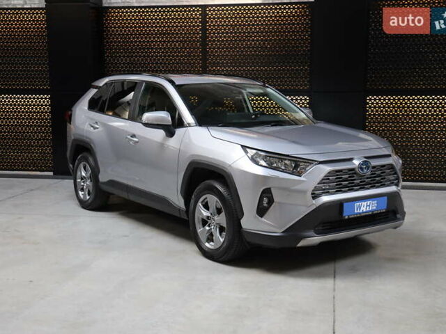 Серый Тойота РАВ 4, объемом двигателя 2.49 л и пробегом 46 тыс. км за 37500 $, фото 3 на Automoto.ua