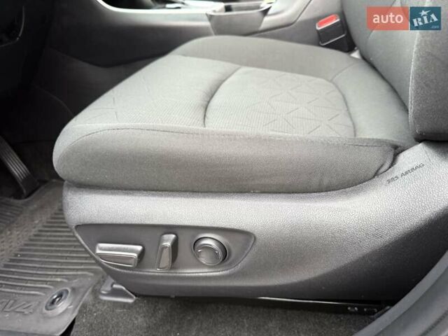 Серый Тойота РАВ 4, объемом двигателя 2.5 л и пробегом 50 тыс. км за 37800 $, фото 19 на Automoto.ua