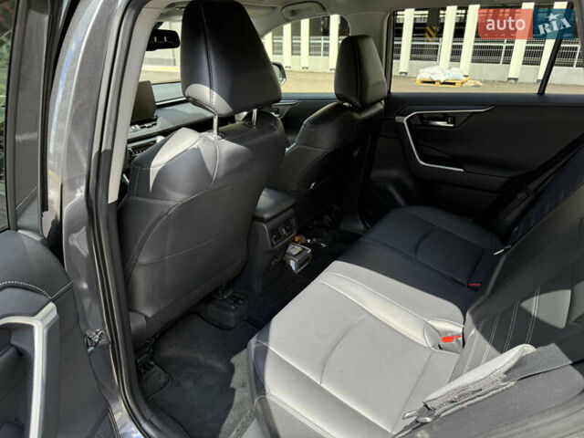 Серый Тойота РАВ 4, объемом двигателя 1.99 л и пробегом 58 тыс. км за 36800 $, фото 20 на Automoto.ua