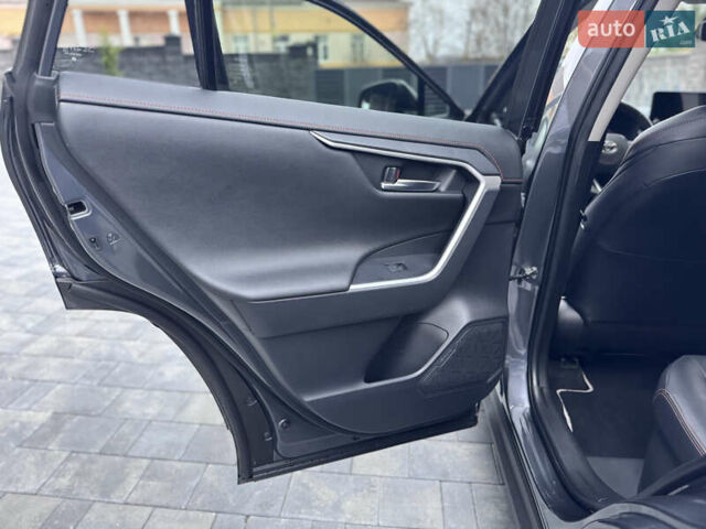 Серый Тойота РАВ 4, объемом двигателя 2.49 л и пробегом 34 тыс. км за 43900 $, фото 24 на Automoto.ua