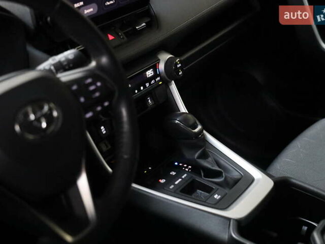 Серый Тойота РАВ 4, объемом двигателя 2.49 л и пробегом 46 тыс. км за 37500 $, фото 18 на Automoto.ua