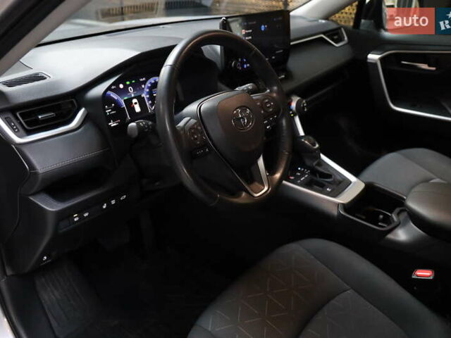 Серый Тойота РАВ 4, объемом двигателя 2.49 л и пробегом 46 тыс. км за 37500 $, фото 13 на Automoto.ua