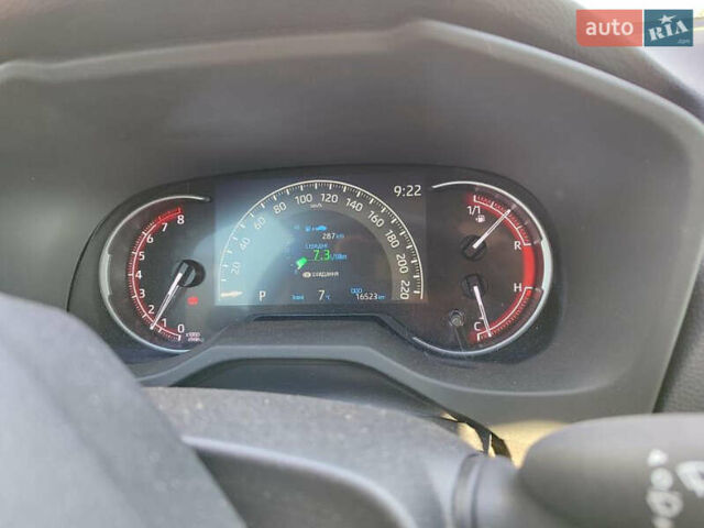 Сірий Тойота РАВ 4, об'ємом двигуна 1.99 л та пробігом 16 тис. км за 32000 $, фото 2 на Automoto.ua